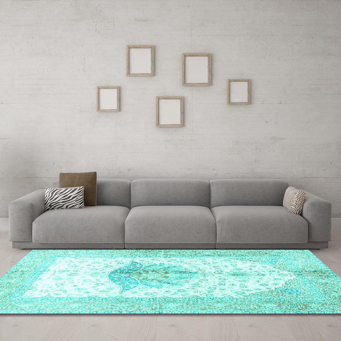 Machine Washable Persian Turquoise Traditional Area Rugs in a Living Room,, wshtr4644turq