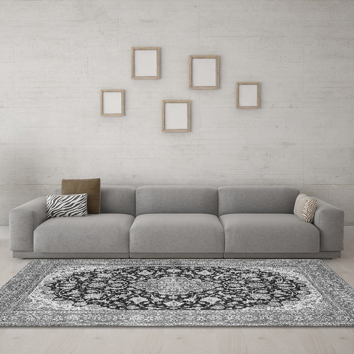 Machine Washable Medallion Gray Traditional Rug in a Living Room,, wshtr4645gry