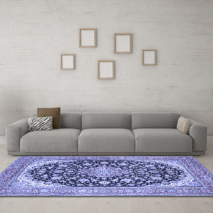 Machine Washable Medallion Blue Traditional Rug in a Living Room, wshtr4645blu