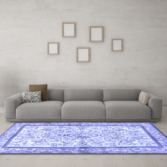 Machine Washable Persian Blue Traditional Rug in a Living Room, wshtr4648blu