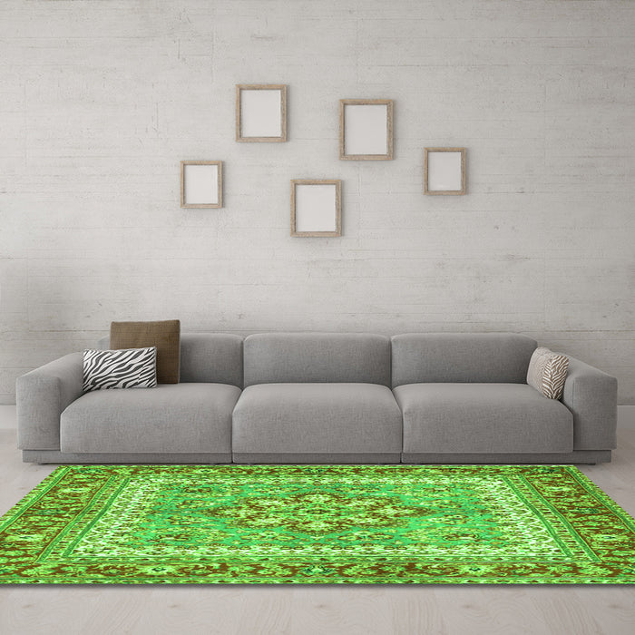 Machine Washable Persian Green Traditional Area Rugs in a Living Room,, wshtr4649grn