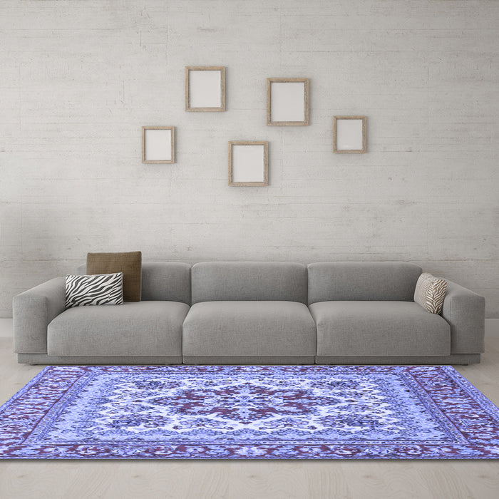 Machine Washable Medallion Blue Traditional Rug in a Living Room, wshtr4650blu
