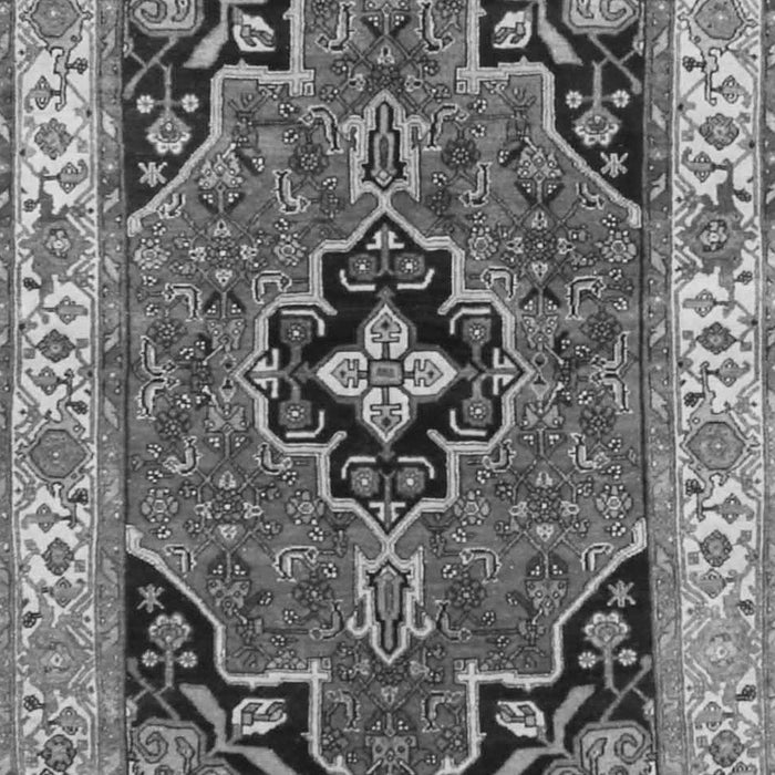 Serging Thickness of Machine Washable Oriental Gray Traditional Rug, wshtr4651gry