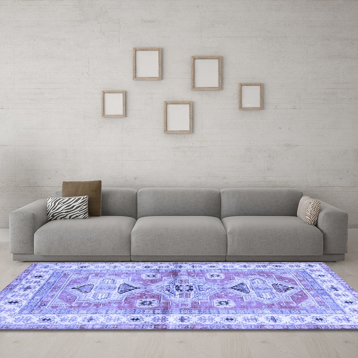 Machine Washable Geometric Blue Traditional Rug in a Living Room, wshtr4657blu