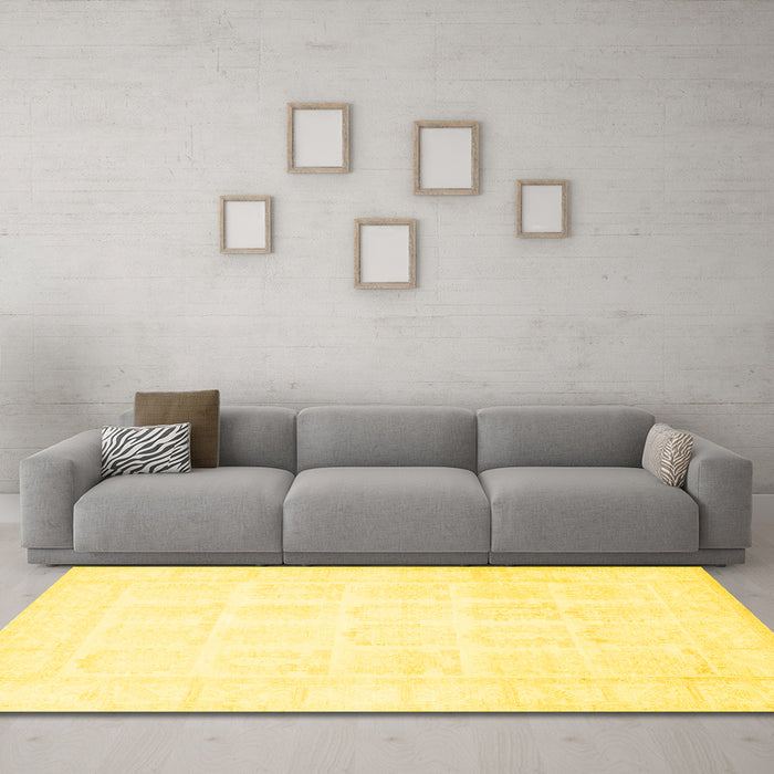 Machine Washable Persian Yellow Traditional Rug in a Living Room, wshtr4660yw