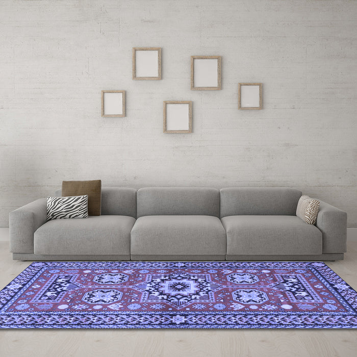 Machine Washable Persian Blue Traditional Rug in a Living Room, wshtr4662blu