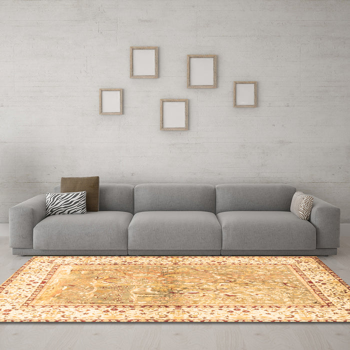 Machine Washable Animal Brown Traditional Rug in a Living Room,, wshtr4665brn