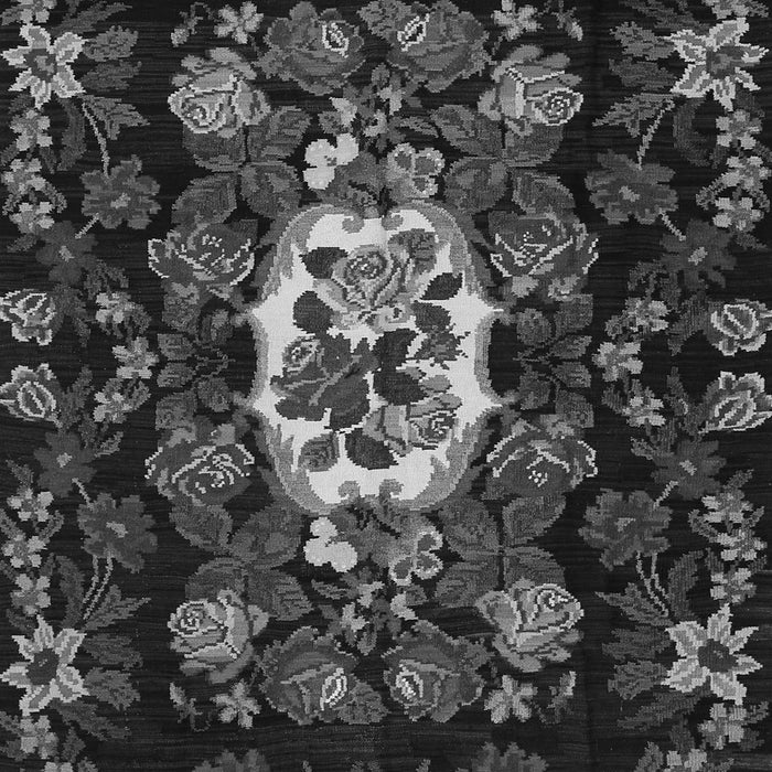 Serging Thickness of Machine Washable Medallion Gray French Rug, wshtr466gry