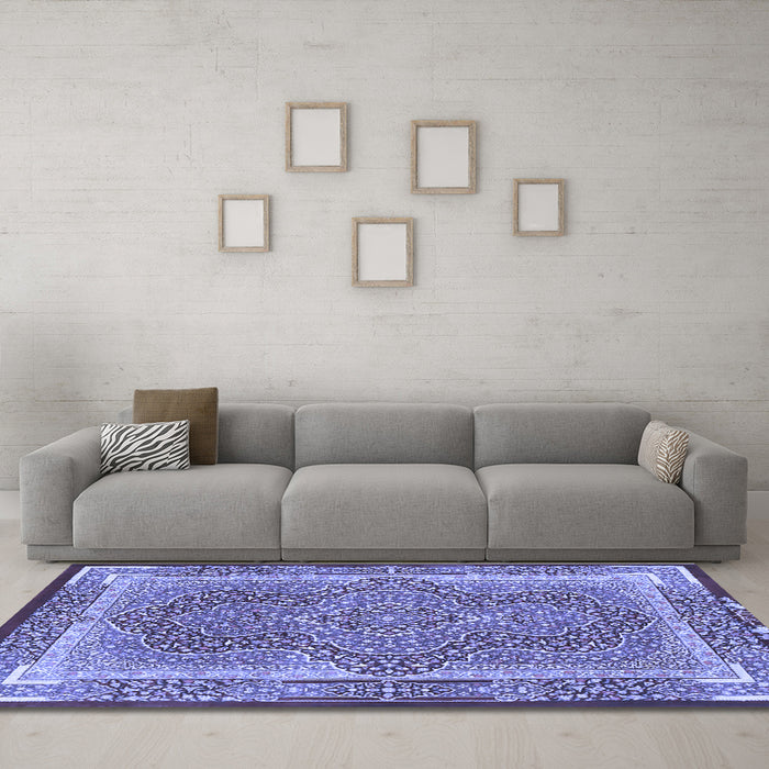 Machine Washable Medallion Blue Traditional Rug in a Living Room, wshtr4681blu