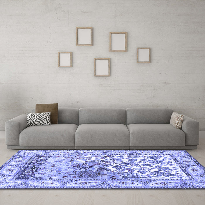 Machine Washable Animal Blue Traditional Rug in a Living Room, wshtr4686blu