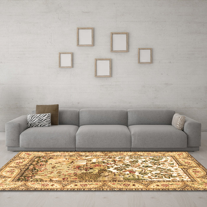 Machine Washable Animal Brown Traditional Rug in a Living Room,, wshtr4686brn
