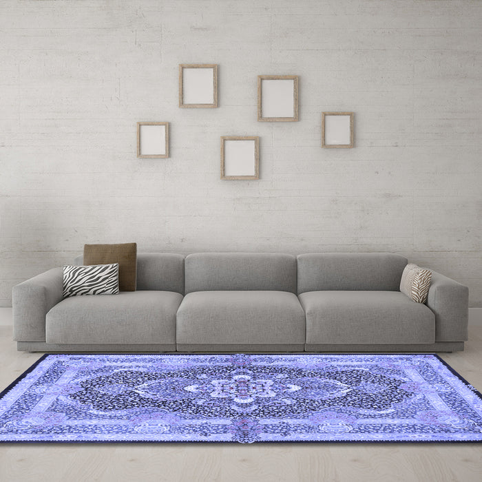 Machine Washable Persian Blue Traditional Rug in a Living Room, wshtr4687blu