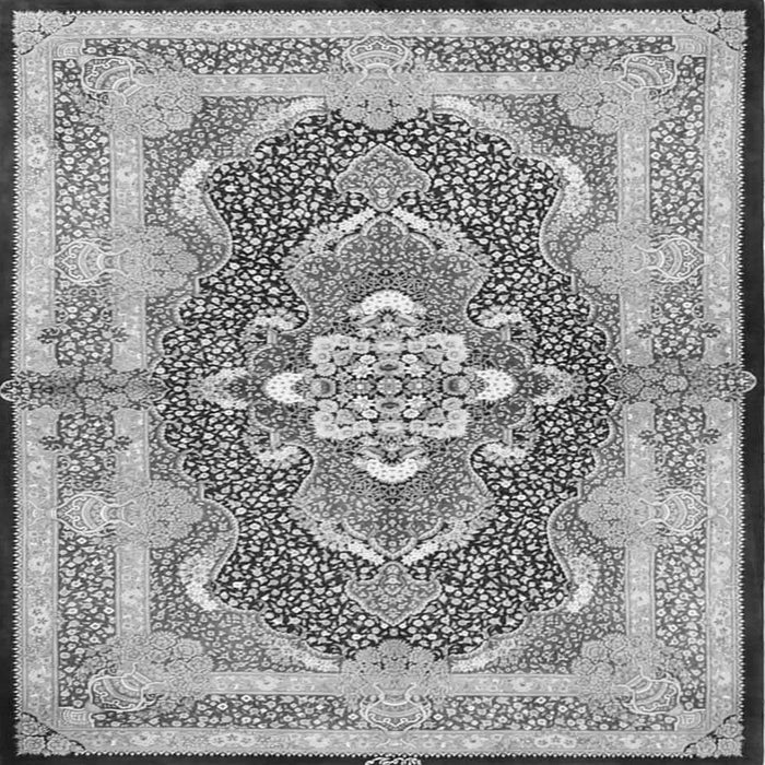 Round Machine Washable Persian Gray Traditional Rug, wshtr4687gry