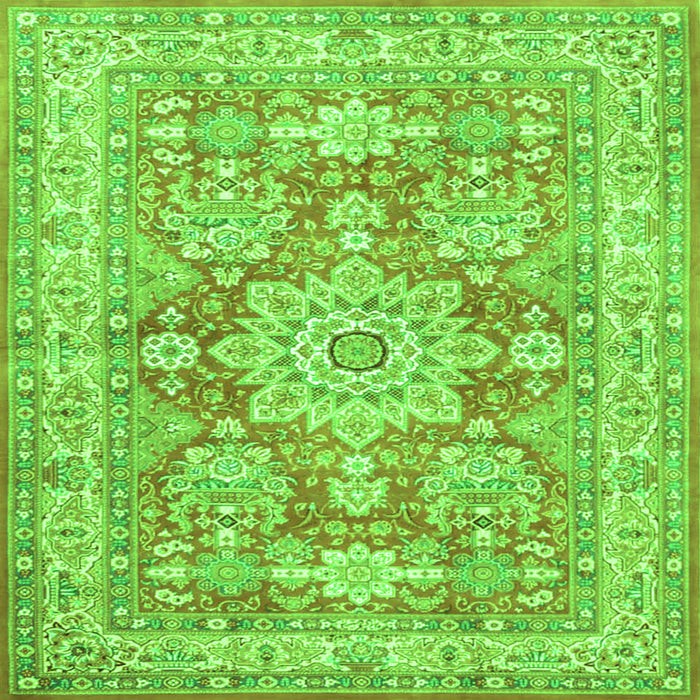 Serging Thickness of Medallion Green Traditional Rug, tr4690grn
