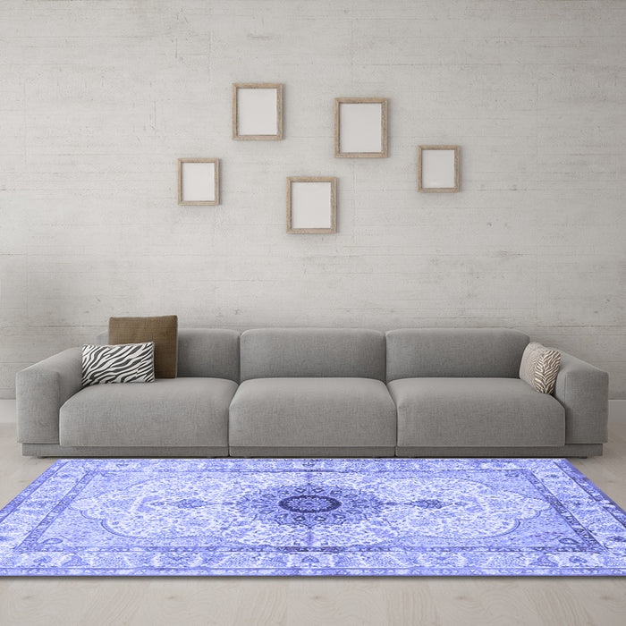 Machine Washable Medallion Blue Traditional Rug in a Living Room, wshtr4691blu