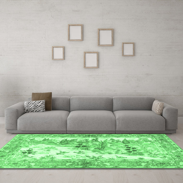 Machine Washable Animal Emerald Green Traditional Area Rugs in a Living Room,, wshtr4693emgrn