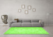 Machine Washable Persian Green Traditional Area Rugs in a Living Room,, wshtr4696grn