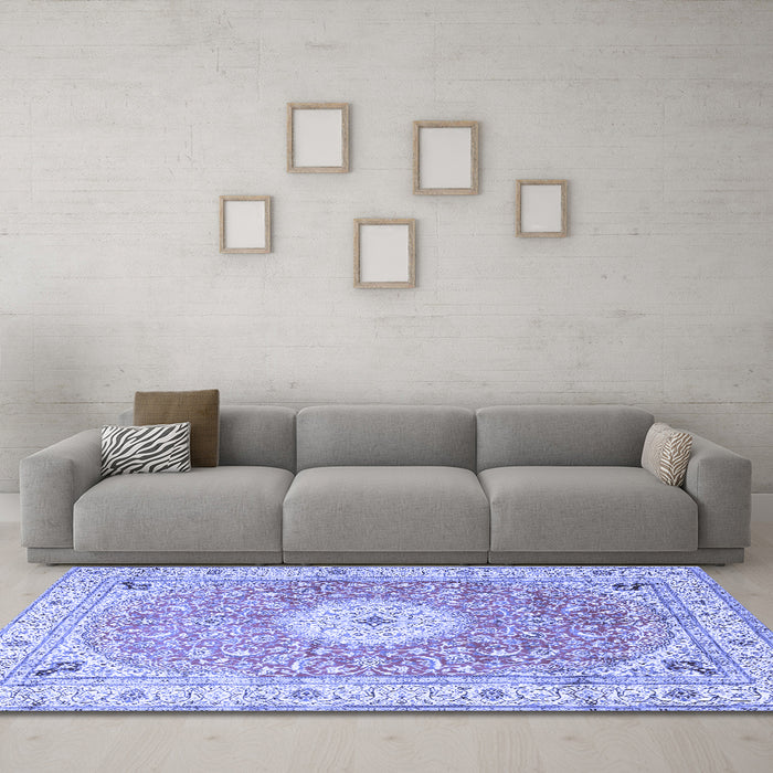 Machine Washable Medallion Blue Traditional Rug in a Living Room, wshtr4697blu