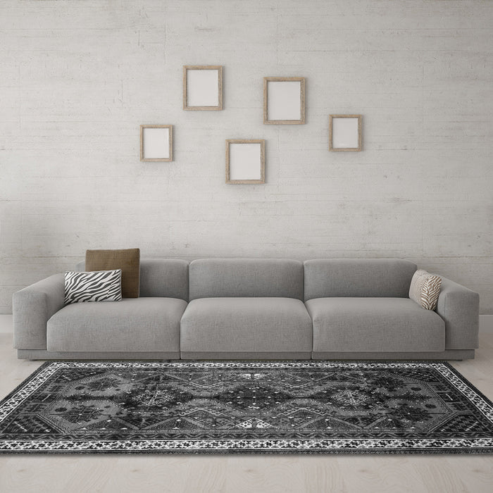 Machine Washable Persian Gray Traditional Rug in a Living Room,, wshtr46gry