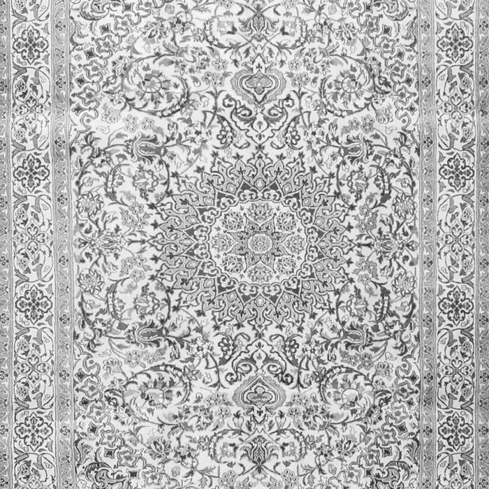 Serging Thickness of Machine Washable Persian Gray Traditional Rug, wshtr4700gry