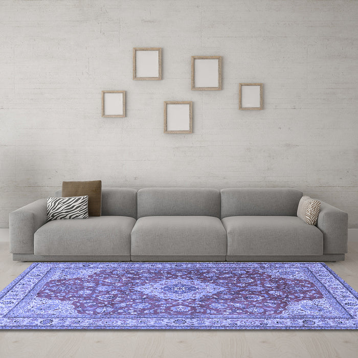 Machine Washable Persian Blue Traditional Rug in a Living Room, wshtr4702blu
