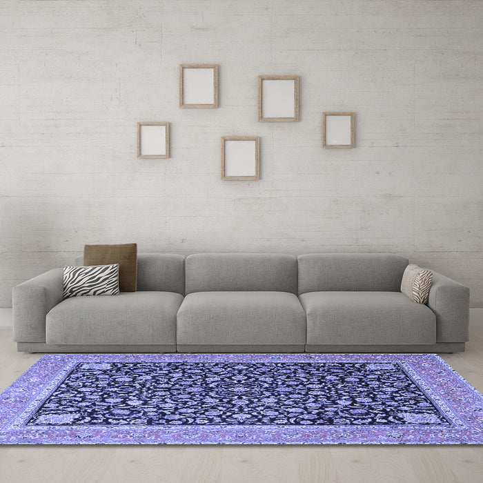 Machine Washable Persian Blue Traditional Rug in a Living Room, wshtr4704blu