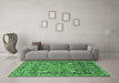 Machine Washable Persian Emerald Green Traditional Area Rugs in a Living Room,, wshtr4709emgrn