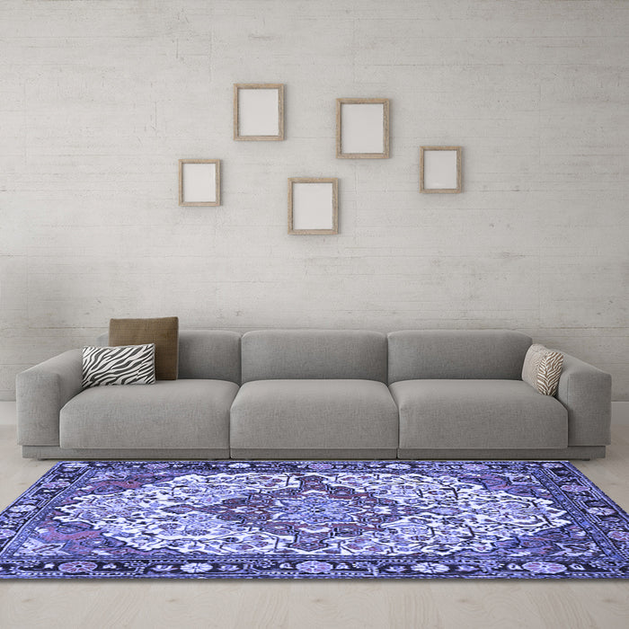 Machine Washable Medallion Blue Traditional Rug in a Living Room, wshtr4711blu