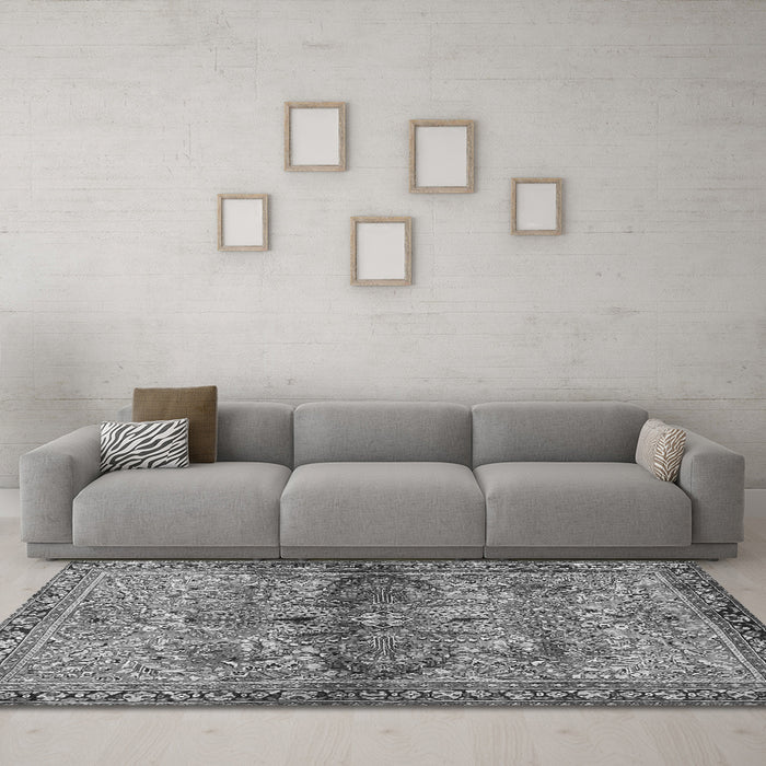 Machine Washable Persian Gray Traditional Rug in a Living Room,, wshtr4716gry