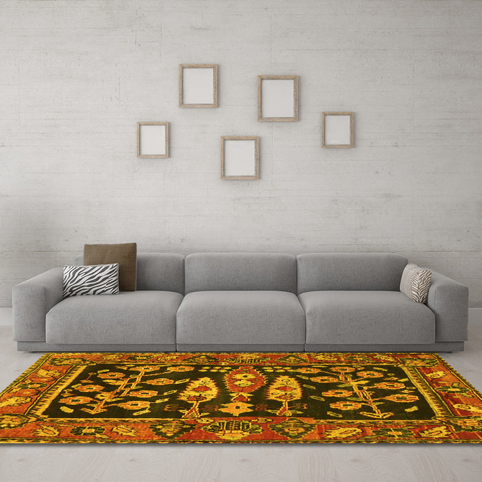 Machine Washable Animal Yellow Traditional Rug in a Living Room, wshtr4724yw