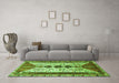 Machine Washable Persian Green Traditional Area Rugs in a Living Room,, wshtr4726grn