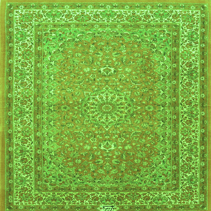 Serging Thickness of Medallion Green Traditional Rug, tr4733grn