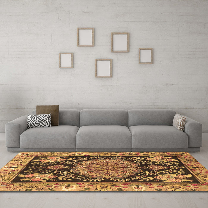 Machine Washable Medallion Brown Traditional Rug in a Living Room,, wshtr4738brn