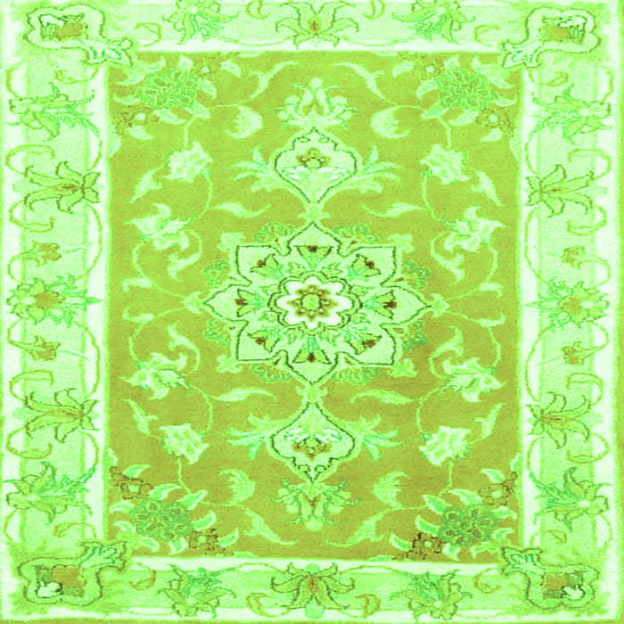 Serging Thickness of Medallion Green Traditional Rug, tr4739grn