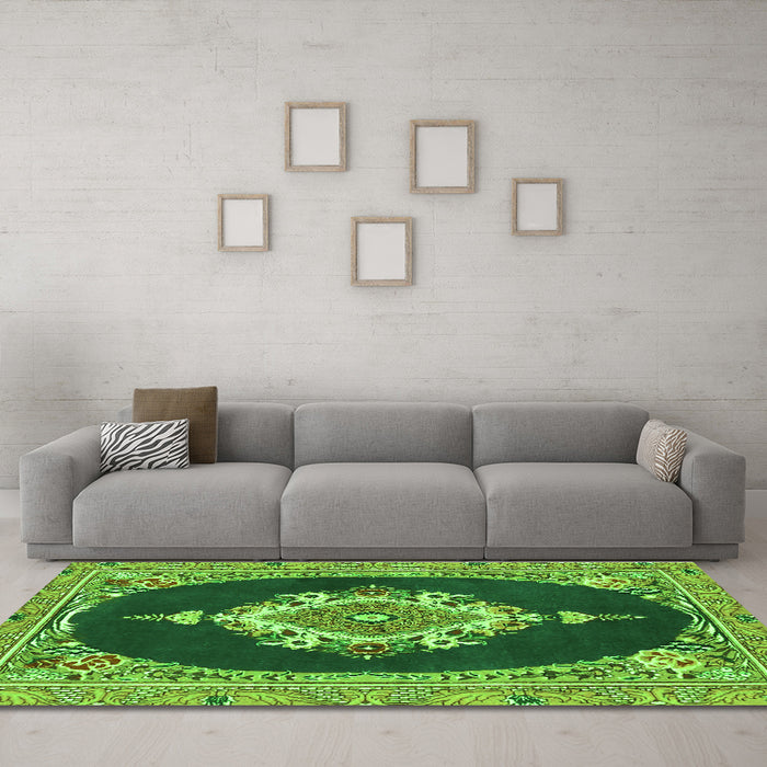 Machine Washable Persian Green Traditional Area Rugs in a Living Room,, wshtr4742grn