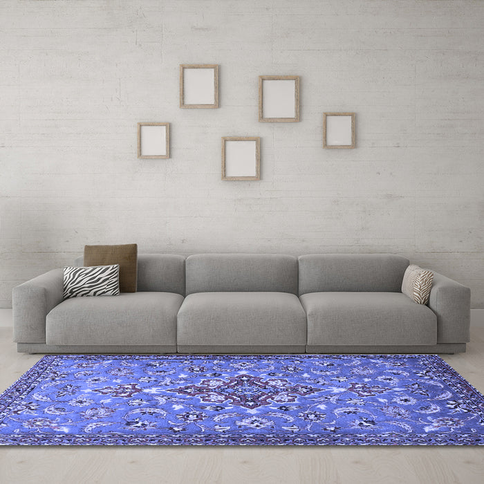 Machine Washable Persian Blue Traditional Rug in a Living Room, wshtr4743blu