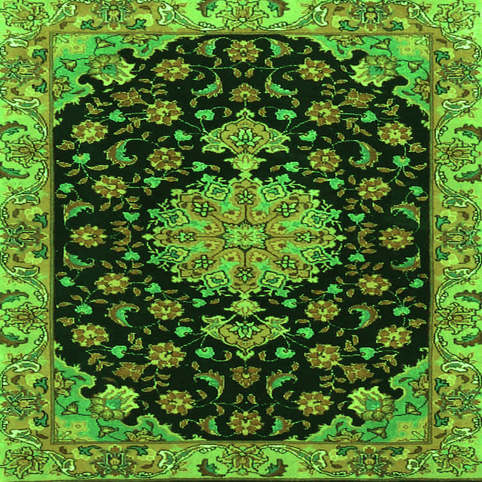 Serging Thickness of Medallion Green Traditional Rug, tr4744grn