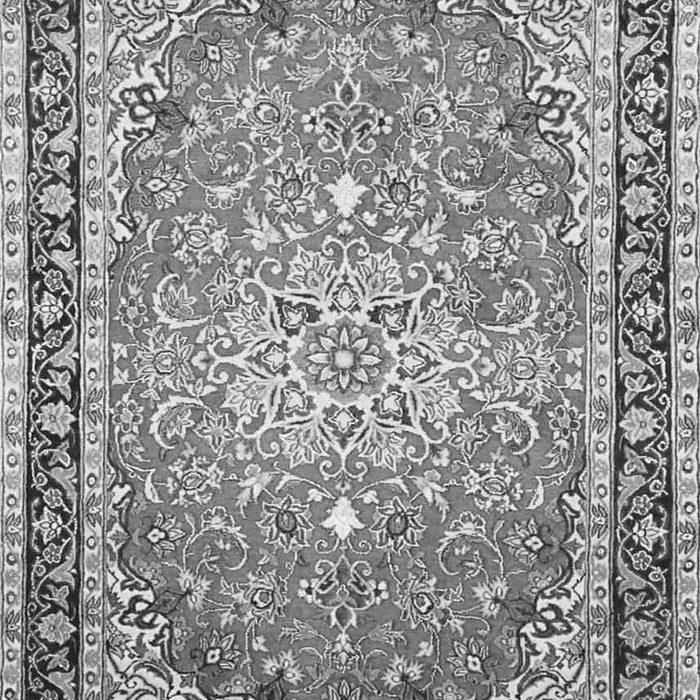 Serging Thickness of Machine Washable Oriental Gray Traditional Rug, wshtr4752gry
