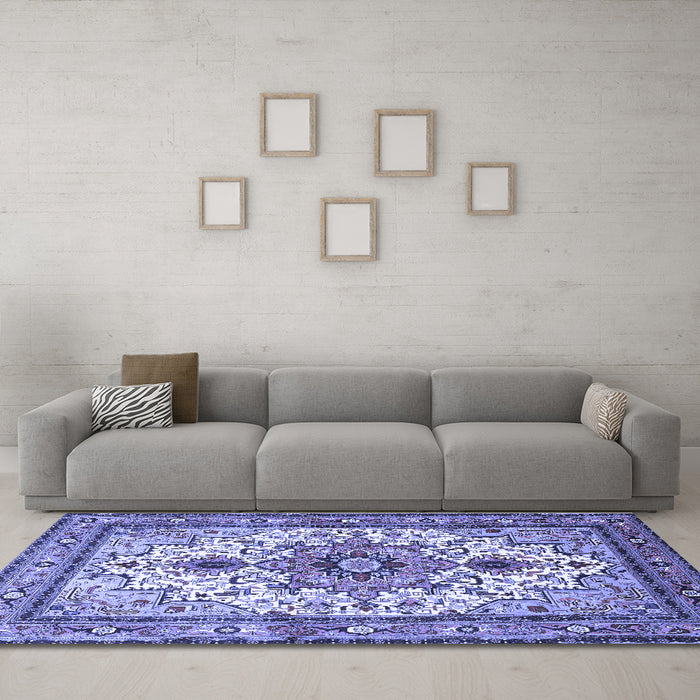 Machine Washable Persian Blue Traditional Rug in a Living Room, wshtr4754blu