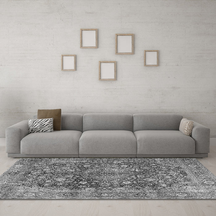 Machine Washable Medallion Gray Traditional Rug in a Living Room,, wshtr4758gry