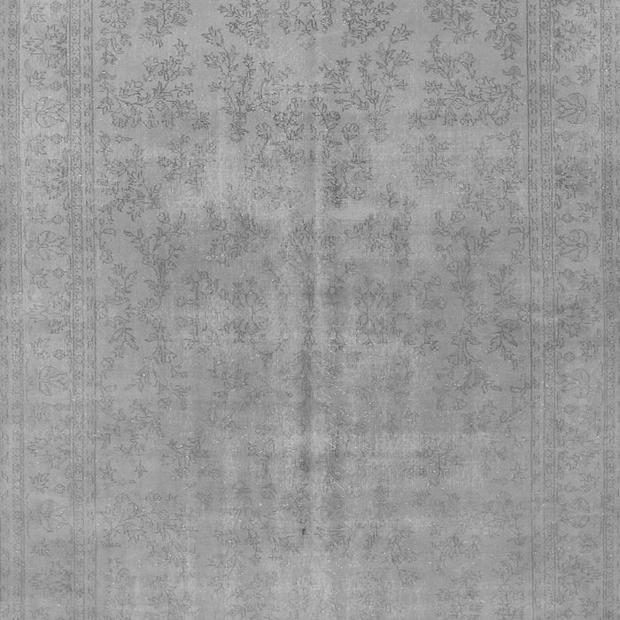 Serging Thickness of Machine Washable Persian Gray Traditional Rug, wshtr475gry