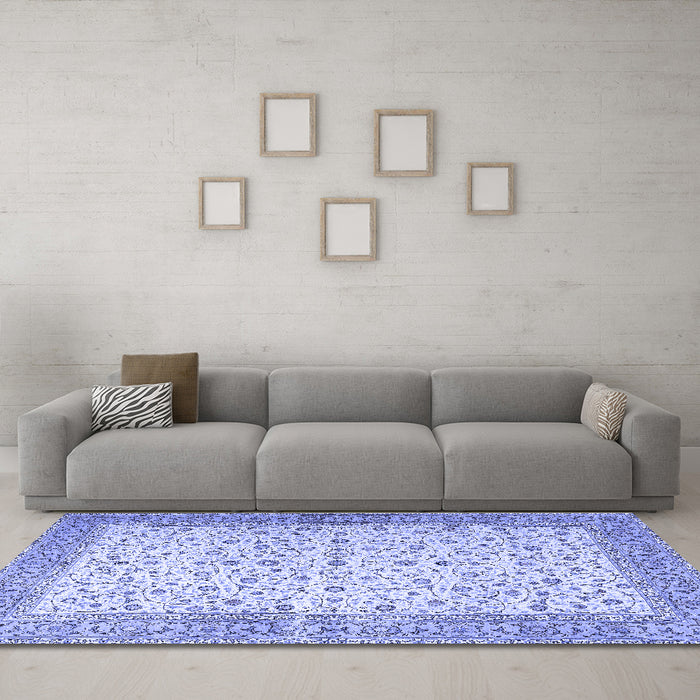 Machine Washable Persian Blue Traditional Rug in a Living Room, wshtr4760blu