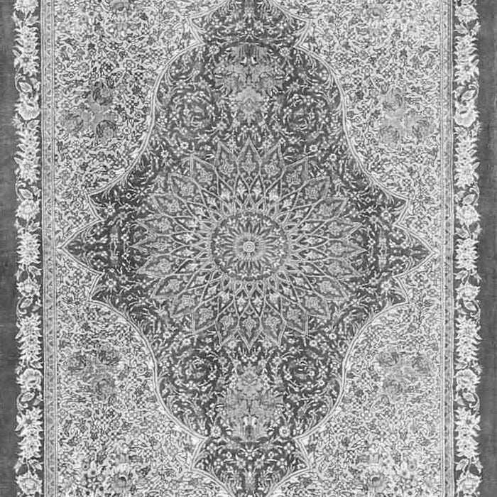 Serging Thickness of Machine Washable Persian Gray Traditional Rug, wshtr4768gry