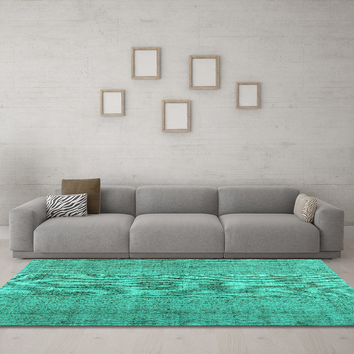 Machine Washable Persian Turquoise Traditional Area Rugs in a Living Room,, wshtr476turq