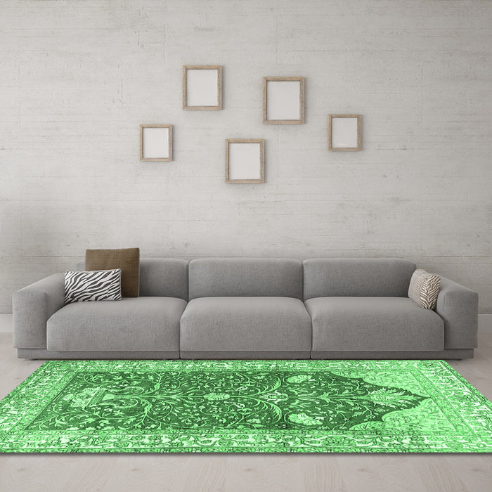 Machine Washable Animal Emerald Green Traditional Area Rugs in a Living Room,, wshtr4771emgrn