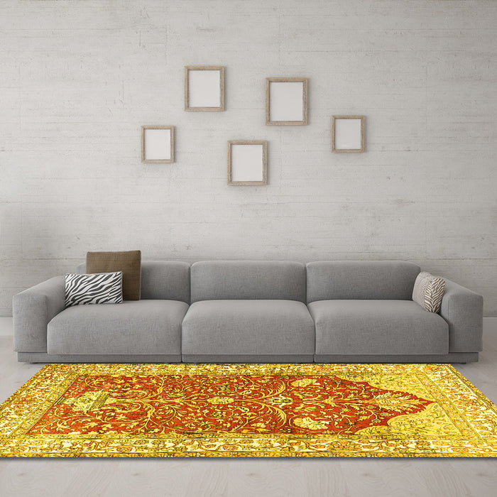 Machine Washable Animal Yellow Traditional Rug in a Living Room, wshtr4771yw