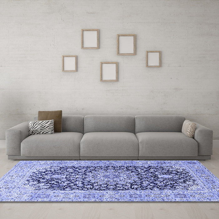 Machine Washable Medallion Blue Traditional Rug in a Living Room, wshtr4775blu