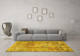 Machine Washable Persian Yellow Traditional Rug in a Living Room, wshtr4777yw