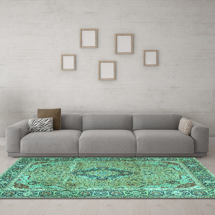 Machine Washable Persian Turquoise Traditional Area Rugs in a Living Room,, wshtr4782turq