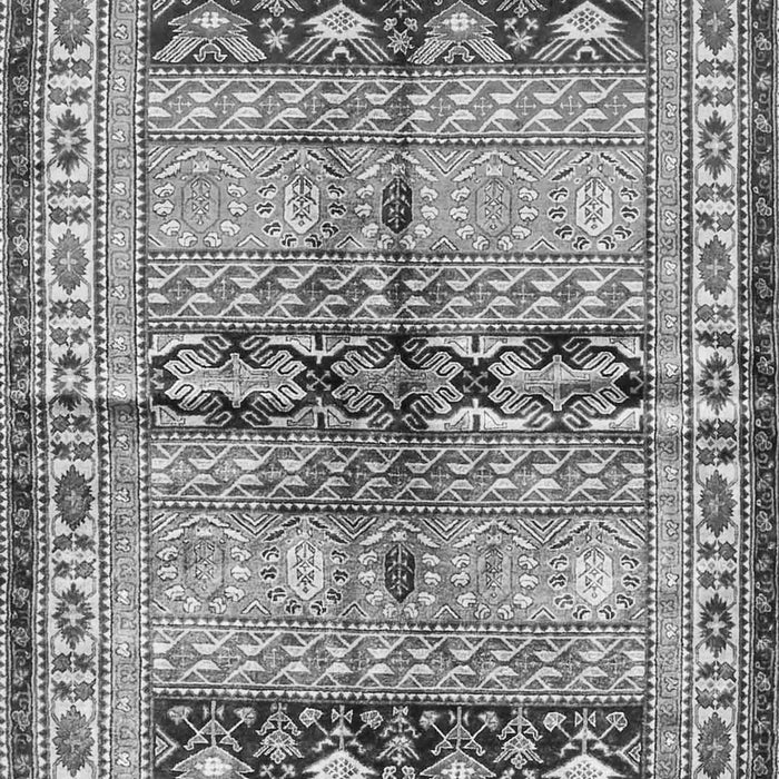 Serging Thickness of Machine Washable Persian Gray Traditional Rug, wshtr4788gry